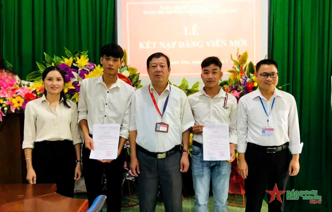 Trường THCS -THPT Quan Sơn: Nơi ươm mầm hạt giống đỏ